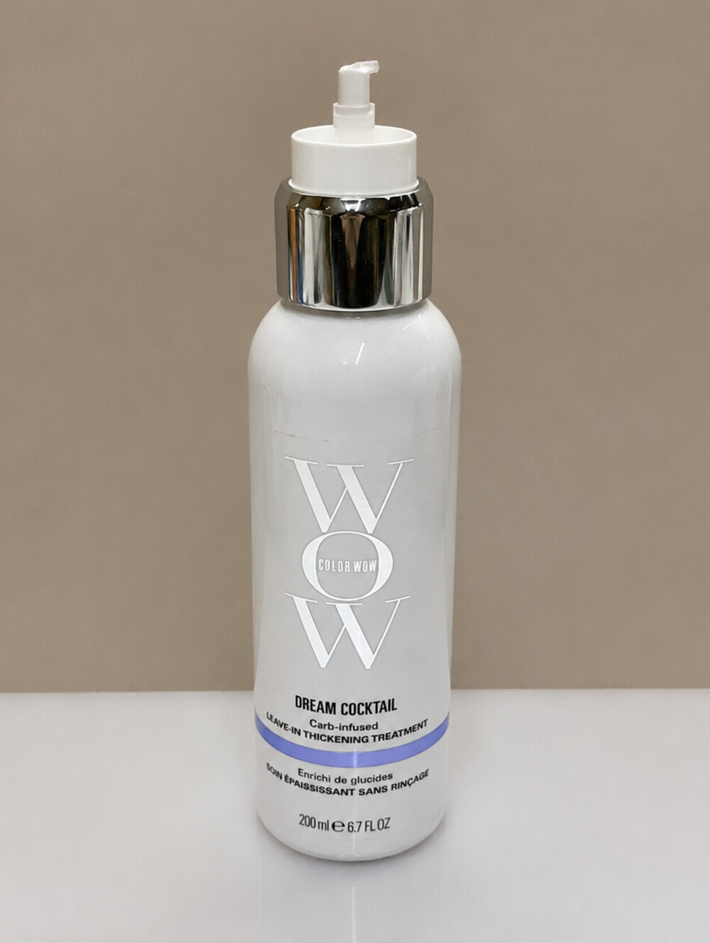 New without box- COLOR WOW Dream Cocktail Carb Infused Leave-in (broken pump)